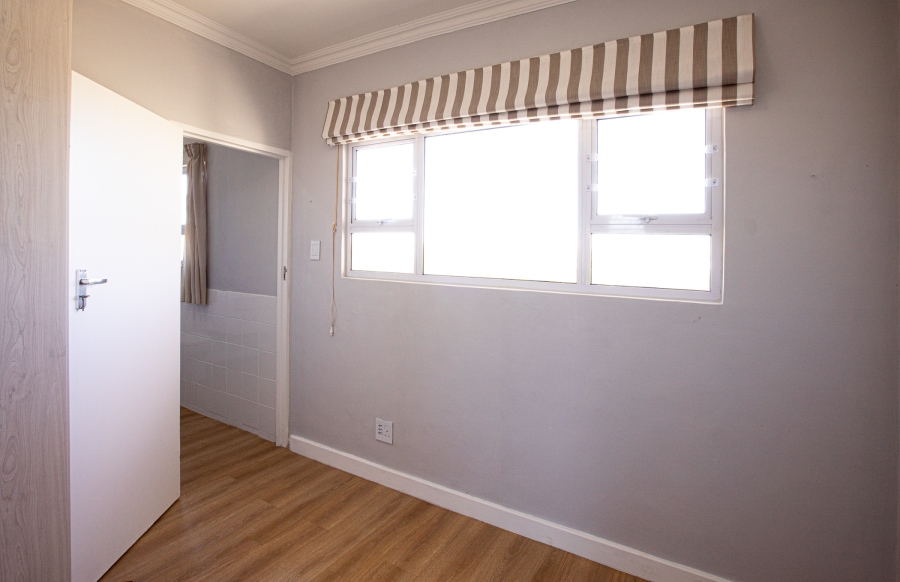 To Let 2 Bedroom Property for Rent in Fish Hoek Western Cape